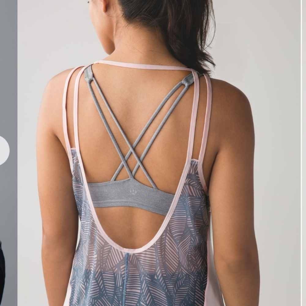 Lululemon cool to street tank.